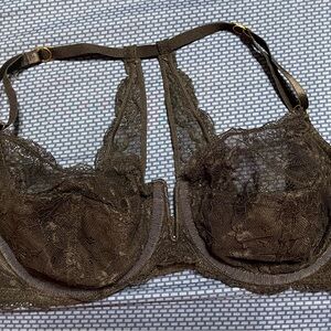 Lace Underwire Bra in Black Lace